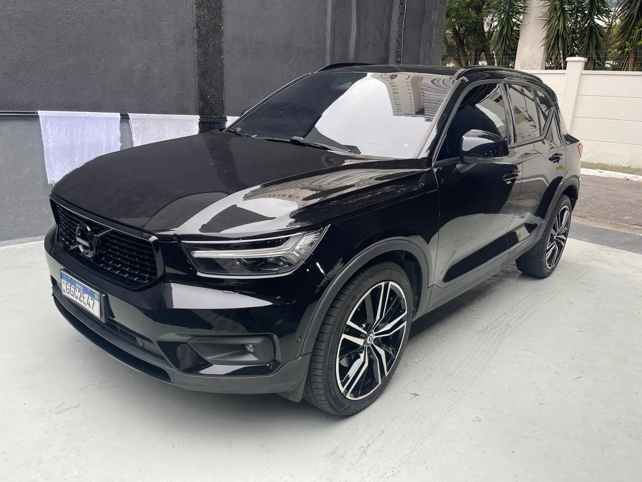 Volvo XC 40 MOMENTUN TOP